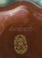 Zsolnay eozin hólyagos váza, mézsárga és zöldes eozinmázakkal festett, kis mázkarcokkal, m: 16 cm