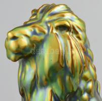 Zsolnay eozin mázas oroszlán, jelzett, kis mázkopással, m: 14 cm