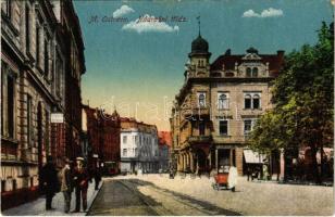 Ostrava, Moravská Ostrava, Mährisch Ostrau; Nádrazní trída / street, bank, restaurant, tram (EK)