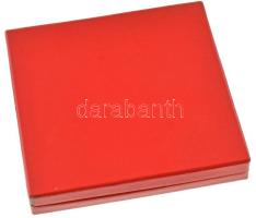 1987. "BM Rendőrtiszthelyettes-képző Iskola Szeged" bronz emlékérem eredeti, "Emlékül...