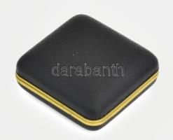 Europa utazóóra, kvarc, tokjában