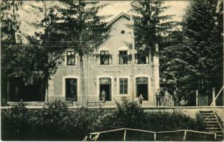 Málnásfürdő, Malnas Bai; vasútállomás. F. Formescu kiadása / Gara / Bahnhof / railway station (ragasztónyom / glue marks)