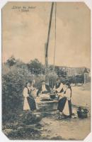 Szelistye, Salistea Sibiului, Saliste; Tarani din Aciliu / Ecsellői parasztok a kútnál / folklore (EM)