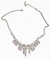 Ezüst (Ag) nyakék rózsaszín strasszkövekkel, jelzett, bruttó: 58,5 g, h: 52 cm