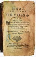 [Juhász Máté (1696-1776)]: Házi különös orvosságok, mellyek az orvosok nélkül szükölködö betegeskedöknek vigasztalására következö-képpen a' betük rende szerént külön külön nyomtatásokból, és irásokból szedettek egyben. Hozzá kötve: Ángliai országban lévö Salernitana Scholának jó egésségröl való meg-tartásnak modgyáról irott könyve, mellyet a' nemes, és hires ángliai Salernitana Schola irt vólt régen déák nyelven, azután pedig magyarra fordittatott, és rhytmusokba alkalmaztatott. (101-130 p.) Kolosváratt, 1785.,a 'Püspöki betűkkkel, 196+4+101-130 p. Korabeli félbőr-kötés, kopott, sérült borítóval és gerinccel, foltos lapokkal, néhány lapon lapszéli hiányokkal, de nagyrészt nem érintik a szöveget, a címlapon és az első lapon bejegyzésekkel, néhány lapon bejelölésekkel, egy kijáró lappal (125-126.), az 16-17. oldalak között a lapok fűzése sérült, erősen meglazult. Ritka!  Juhász Máté (1696 - 1776) Jászapáti születésű minorita szerzetes, költő, drámaíró. Egerben és Nagybányán működött. Teológiai munkái mellett a névtelenül megjelent orvosi könyve a legjelentősebb.