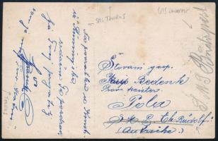 cca 1910 Az S.M.S.taurus (III) tisztjei és legénysége a konstantinápolyi hajójuk fedélzetén pózol a ...