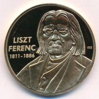 ifj. Szlávics László (1959-) 2012. &quot;Nagy Magyarok / Liszt Ferenc&quot; aranyozott Cu emlékérem tanúsítvánnyal (40mm) T:PP ujjlenyomat