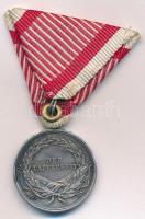 1914. "Ferenc József II. osztályú Ezüst Vitézségi Érem" jelzetlen Ag kitüntetés modern mel...