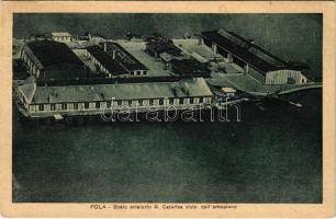 Pola, Pula; Scalo aviatorio S. Caterina visto dall'aeroplano. G.C. / K.u.K. Kriegsmarine / aerial view of Santa Catarina Naval Air Station (fa)