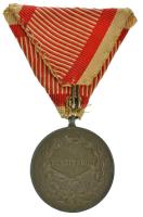 1917. "Károly Bronz Vitézségi Érem" Zn kitüntetés mellszalaggal. Szign.: Kautsch T:XF Hung...