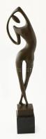 Milo jelzéssel: Női akt. Bronz, kőtalapzaton, m: 53 cm (talapzattal együtt)