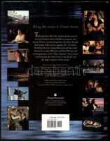 1998 James Cameron's Titanic Poster Book. A film jeleneteit ábrázoló 12 db nagyméretű poszter (...