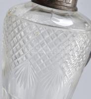 Szecessziós ezüst (Ag) karaffa. Jelzett, Bécs, XX. sz. eleje. Hibátlan kristály üveggel 28 cm