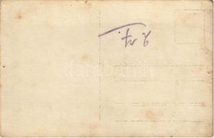 K.u.K. Kriegsmarine Matrosen / Austro-Hungarian Navy mariners with guns on mainland. photo (fl)