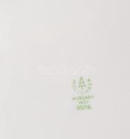 2 db Hollóházi porcelán tányér. Matricás, jelzett, hibátlan 1955-1989. d: 24 cm