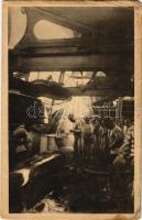 1918 K.u.K. Kriegsmarine Matrosen / Osztrák-magyar matrózok zuhanyoznak a fedélzeten / Austro-Hungarian Navy mariners taking a shower on deck. F.W. Schrinner 1916. (EB)