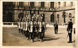 Budapest I. M. kir. Vártestőrség. Kallós Oszkár felvétele