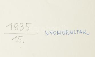 Varga Mátyás (1910-2002): Nyomorultak, 1935. Fametszet, papír, jelzett a metszeten, paszpartuban, 12...