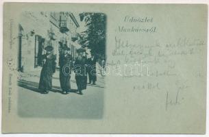 1899 (Vorläufer) Üdvözlet Munkácsról. Zsidó férfiak, Judaika. Bertsik Emil kiadása / Greetings from Mukachevo. Jewish men, Judaica (fa)