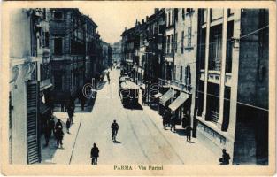 Parma, Via Farini / street view, tram (EK)