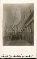 1927 Selmecbánya, Schemnitz, Banská Stiavnica; tűzoltók gyakorlata, Frant. Müller és Vojtech Hell üzlete, Central Drogéria és Slovenska Bank / fire brigade, firefighters' exercise, street, shops, drugstore. photo