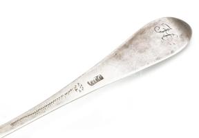 Antik ezüst tejmerő kanál Nagyvárad, ca 1850 FTC és FW mesterjegyekkel 33 g