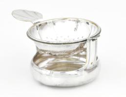 Ezüst(Ag) asztali nyeles teaszűrő állvánnyal, jelzett, d: 5,6 cm, m: 4 cm, nettó: 45,9 g
