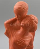 Világhy Árpád (1960- ): Jegyespár, terrakotta, jelzett, hibátlan, m: 36cm