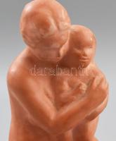 Kubisch János (1951-): Anya gyermekével. Terrakotta, jelzett, hibátlan 27 cm