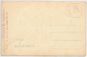 Torda, Turda; Lány növendékek csoportképe pappal a templom előtt / Girls with priest in front of the...