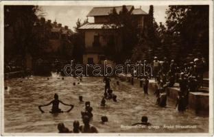 Budapest III. Csillaghegy Árpád strandfürdő, 23 fokos mélyből fakadó rádiumos forrásvíz, photo