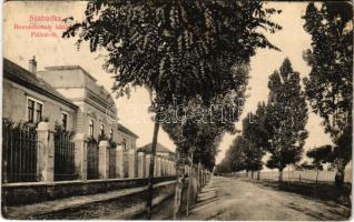 1913 Szabadka, Subotica; Honvédhuszár laktanya, Palicsi út / K.u.K. military hussar barracks, road (EK)