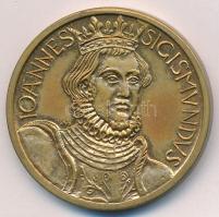 Tóth Sándor (1933-) 1986. "MÉE Hajdú-Bihar Megyei szervezete / János Zsigmond" aranyozott ...