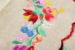 Szőttes, jó állapotban. 110x85 cm