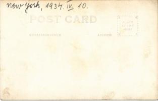 1934 New York, Baby Ruth age 19, weight 702 lbs., circus attraction / Ruth baba, 19 évesen 318 kg, c...