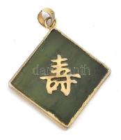 Japán jade medál Áldás és Élet felirattal. 3 cm