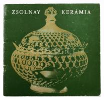 Hárs Éva: Zsolnay kerámia. Vezető az állandó kiállításhoz. Janus Pannonius Múzeum Művészeti kiadványai 34. Pécs, 1980, Szikra-ny. Fekete-fehér és színes képekkel gazdagon illusztrált. Zsolnay jelzésekkel. Kiadói kissé kopott papírkötésben.