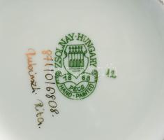 Zsolnay virág mintás porcelán váza. Kézzel festett, jelzett, hibátlan m: 27 cm