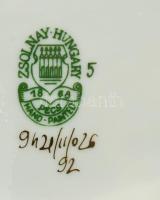 Zsolnay pillangó mintás bonbonier, kézzel festett, jelzett, hibátlan 10,5x10,5cm