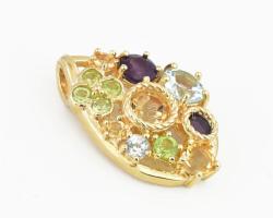 Aranyozott ezüst(Ag) medál színes kövekkel, jelzett, 2,5×1,5 cm, bruttó: 4,2 g