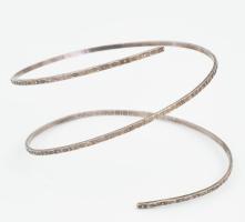 Ezüst(Ag) karperec, jelzett, d: 6 cm, nettó: 8,5 g