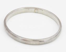 Ezüst(Ag) karperec, jelzett, d: 6 cm, nettó: 14,2 g