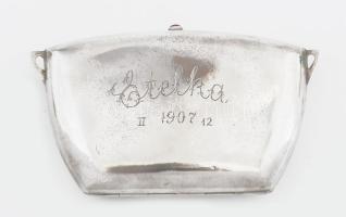 Érdekes formájú szecessziós ezüst (Ag) cigaretta tárca. Piros kővel. Gravírozott Etelka 1907 93g 12x...