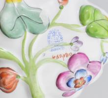 Herendi Viktória mintás plasztikus kis tálka. Kézzel festett, jelzett, hibátlan 11x9 cm