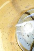 Jelzés nélkül: Modern szobor. Fém, irizáló üveggolyó d: 12 cm,