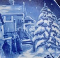 14 db Bavaria karácsonyi kiadású limitált porcelán tányér mind különféle évből cca 1980-1995 d: 22 c...