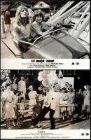 Hibás filmfotók vegyes tétele, 33 db külföldön készült film egy-egy jelenete,33 db vintage produkció...