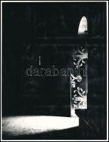 1965 Heiner Endre nagymarosi fotóművész feliratozott, vintage fotóművészeti alkotása, ezüst zselatinos fotópapíron, 24x18 cm