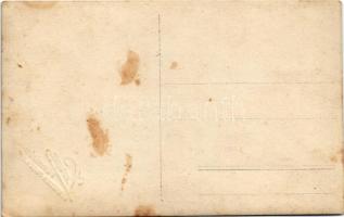 Debrecen, parasztház belseje pipázó úrral, folklór. Varga fényképész photo (fl)