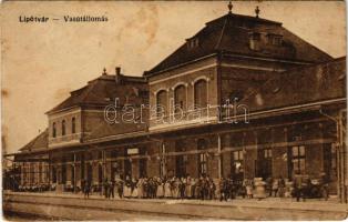 1916 Lipótvár, Újvároska, Leopoldov; Vasútállomás. Vasúti levelezőlapárusítás 3111. / railway station + "ZSOLNA-GALÁNTA" vasúti mozgóposta (EB)